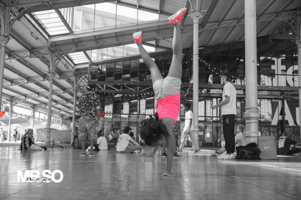 Photo de la danseuse de Hip-Hop par mrso.fr photographe sportif et danse à Orléans, Loiret et Centre Val de Loire