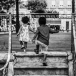 jeux d'enfants par mrso.fr photographe de rue street & life style à Orléans 45, Loiret et Centre Val de Loire